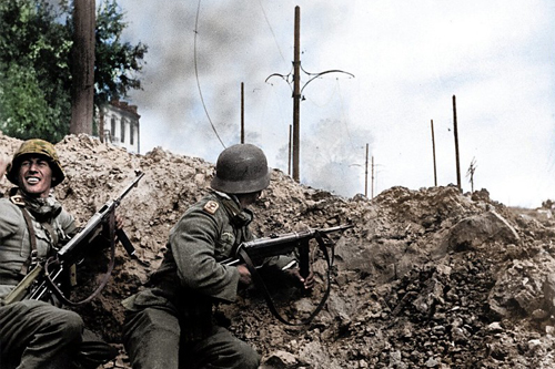 Stalingrad Soldiers in a trench at Stalingrad
