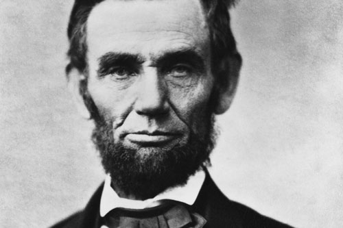 Black and white photo of Abraham Lincoln